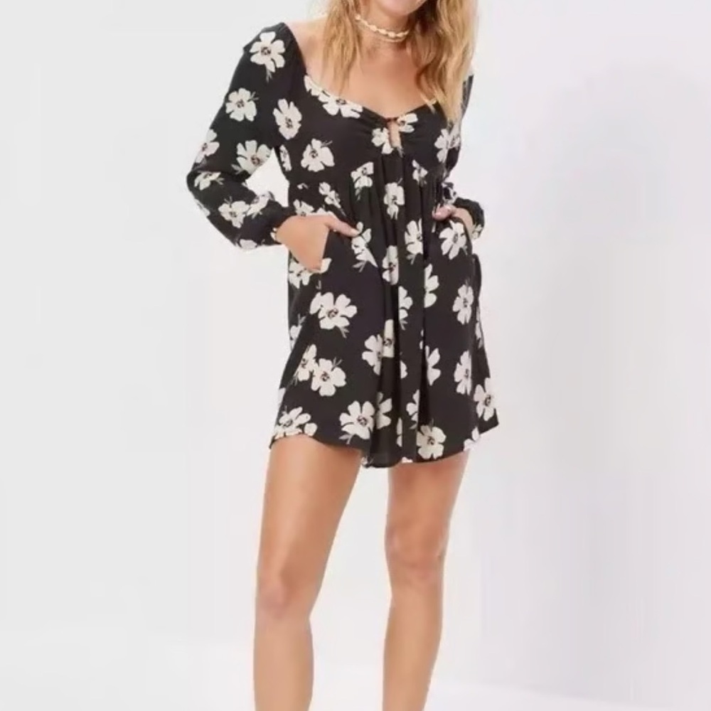 American Eagle Black Floral Mini Flower Power Dress small NWOT